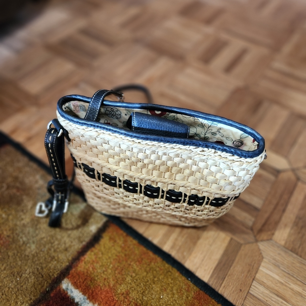 BRIGHTON WOVEN STRAW WITH BLACK LEATHER TRIM